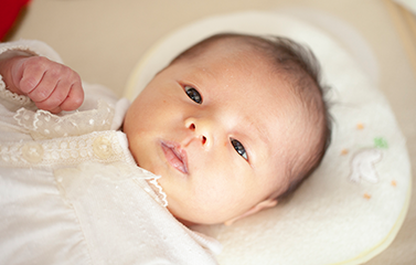 ドーナツ枕で赤ちゃんの頭のゆがみは予防できる?